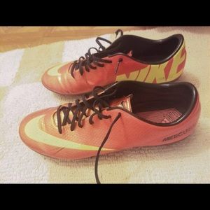 Nike mercurial vapor preowned (size9)